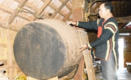 Vụ vừa ra tù đã đâm chết người: Nạn nhân là nghệ sĩ nổi tiếng Đắk Lắk