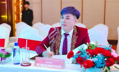 Thí sinh diện Dạ hội lộng lẫy trang phục Tommy Nguyễn 