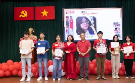 Học viên xuất sắc năm học 2022-2023 được Trung tâm Anh Ngữ và Du học Care Education khen thưởng, vinh danh